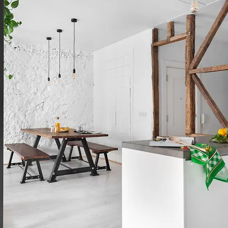 Joivy Exquisite Near Bica Elevator Лісабон