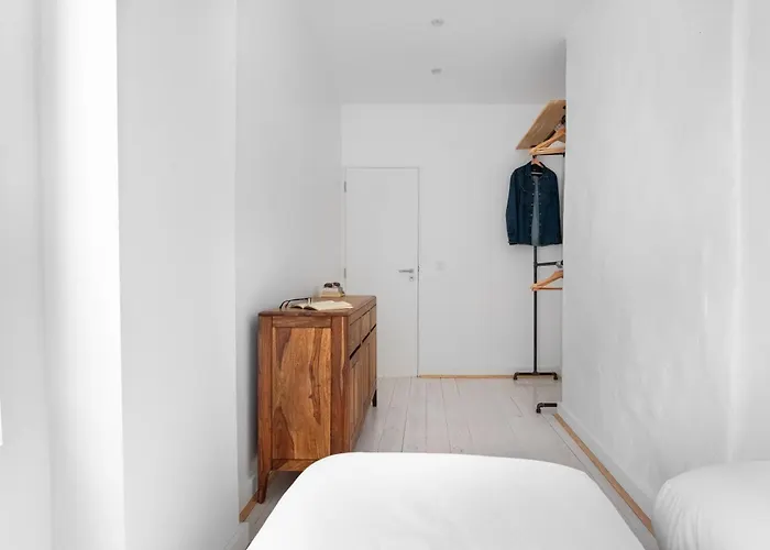 Joivy Exquisite Near Bica Elevator Apartamento *