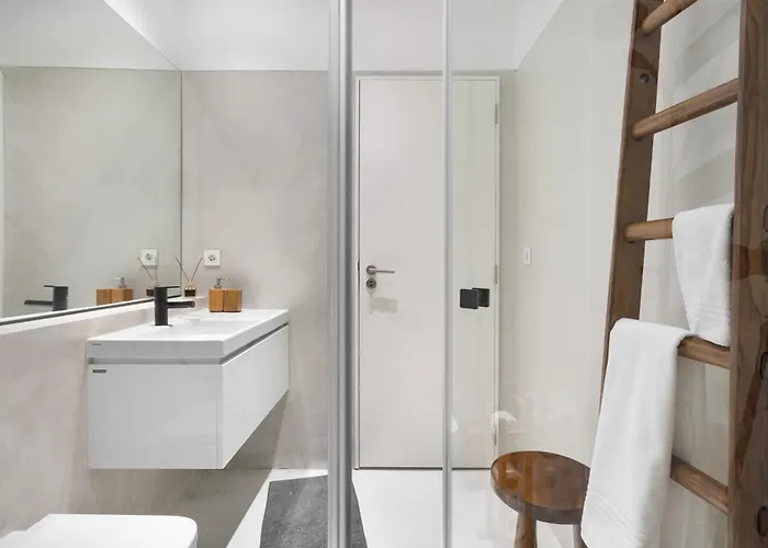 Joivy Exquisite Near Bica Elevator Apartamento Lisboa