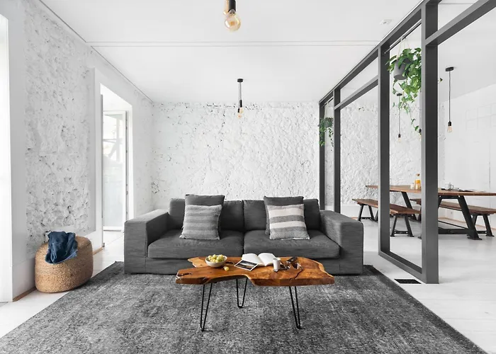 Joivy Exquisite Near Bica Elevator Apartamento